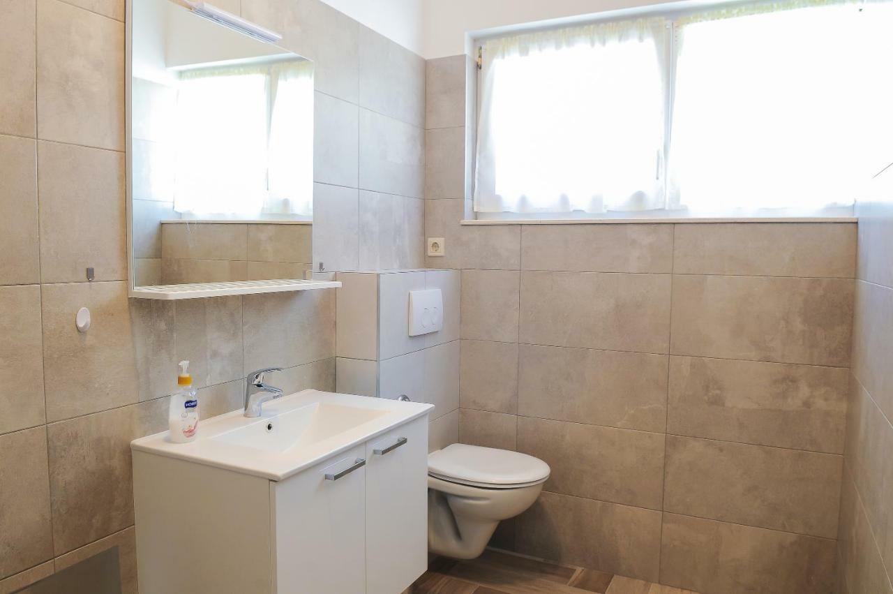Apartment Neva スプリト エクステリア 写真